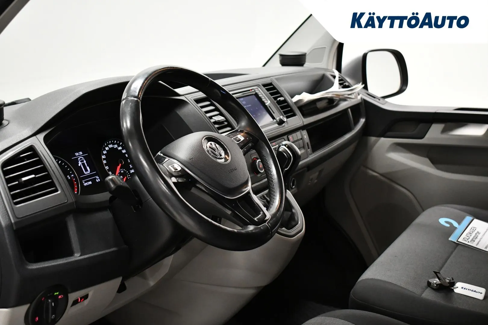 VOLKSWAGEN Transporter ERH-572 carousel image