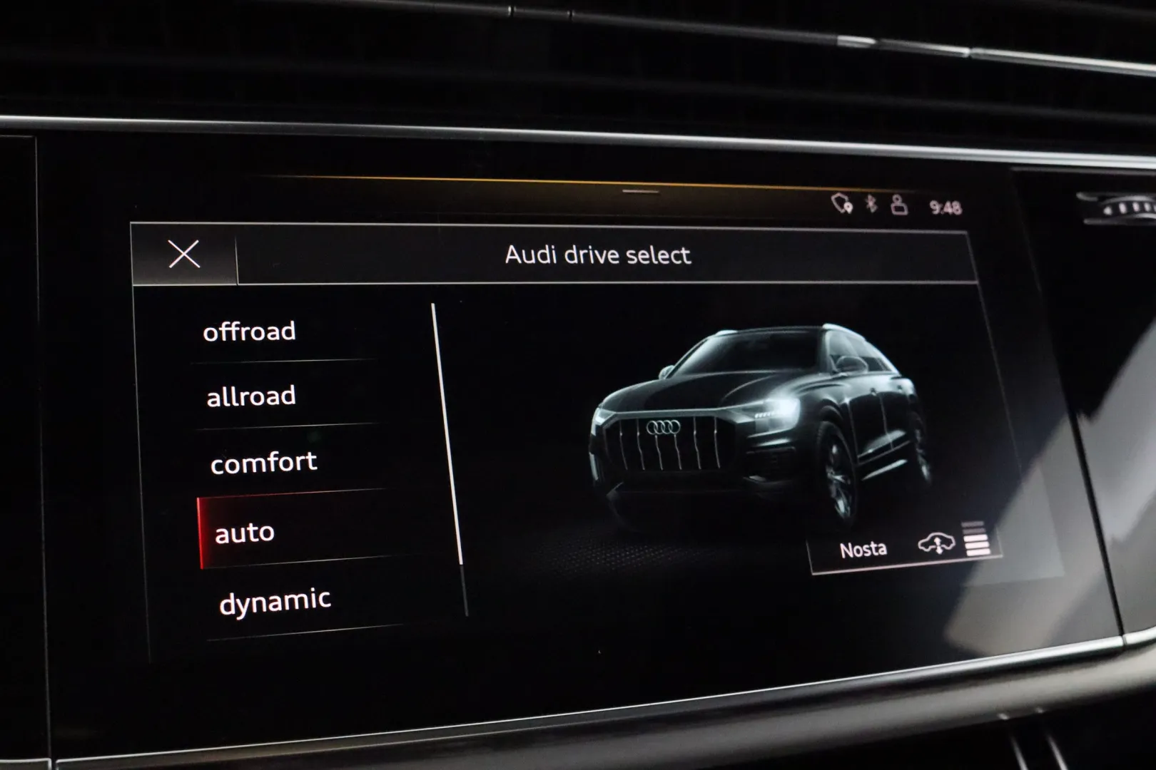 AUDI Q8 YKI-373 carousel image