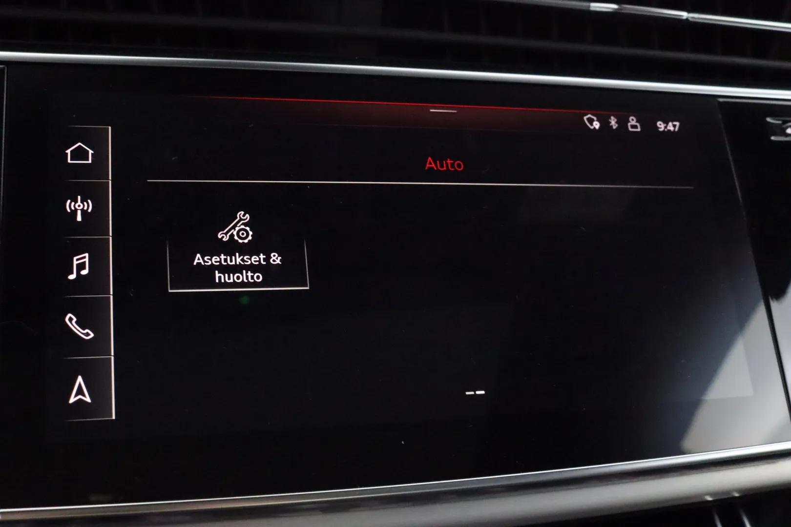 AUDI Q8 YKI-373 carousel image