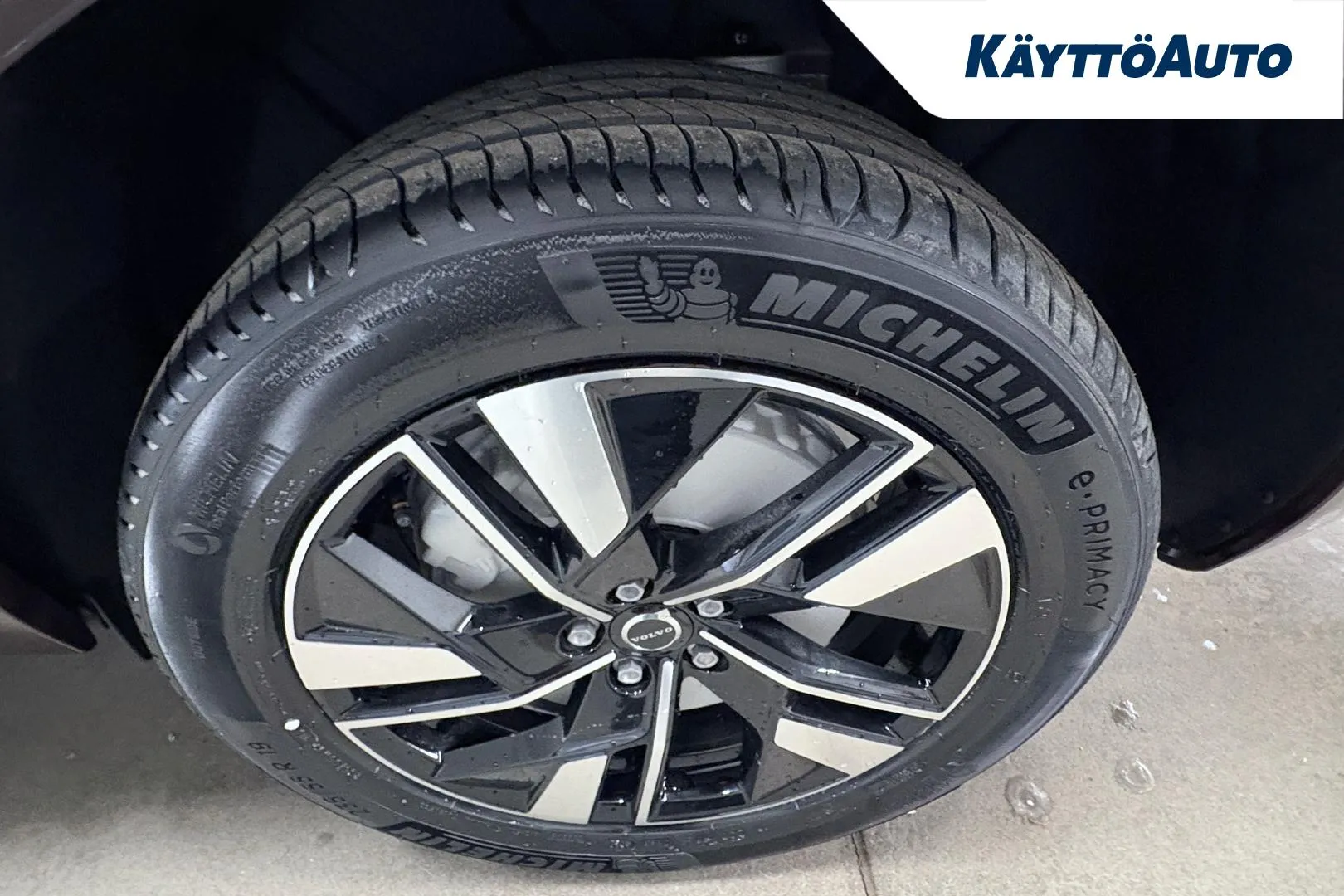 Volvo XC60 NOK-433 carousel image