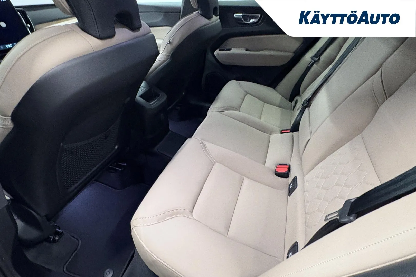 Volvo XC60 NOK-433 carousel image