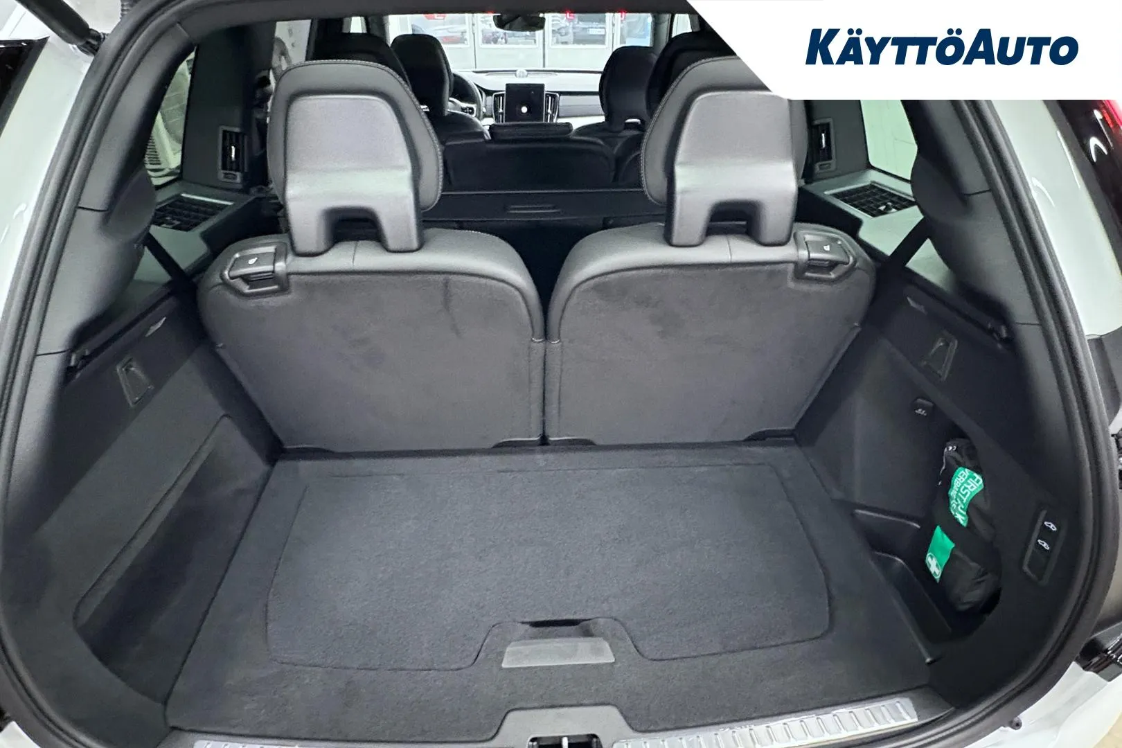 Volvo XC90 RXO-693 carousel image