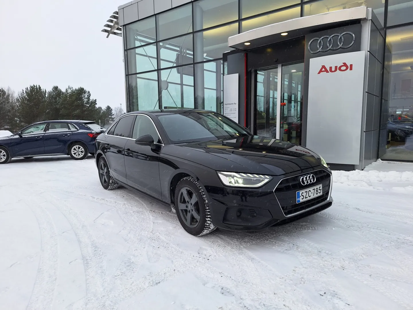 AUDI A4 SZC-785 carousel image