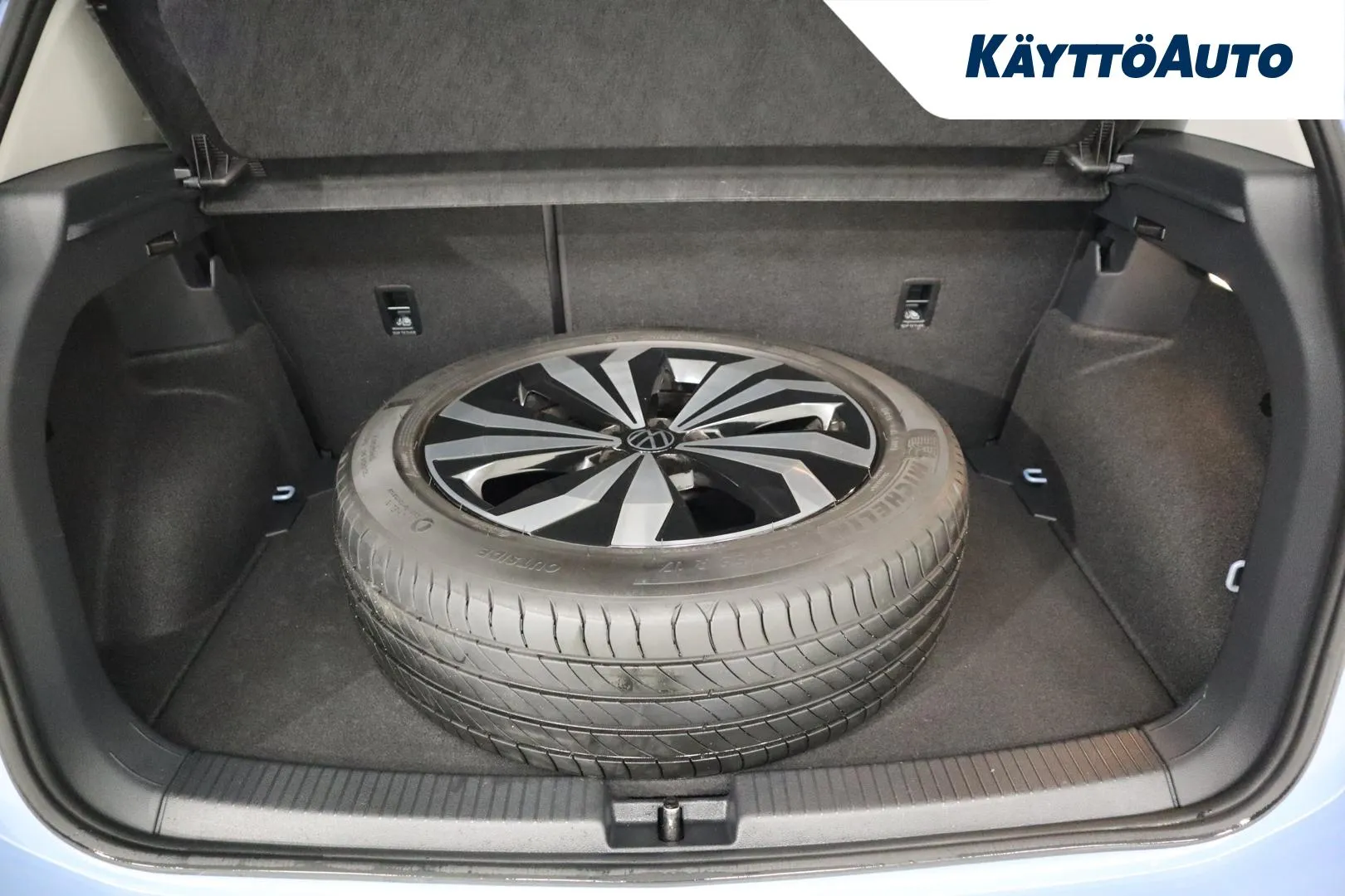 VOLKSWAGEN T-Cross JNK-637 carousel image