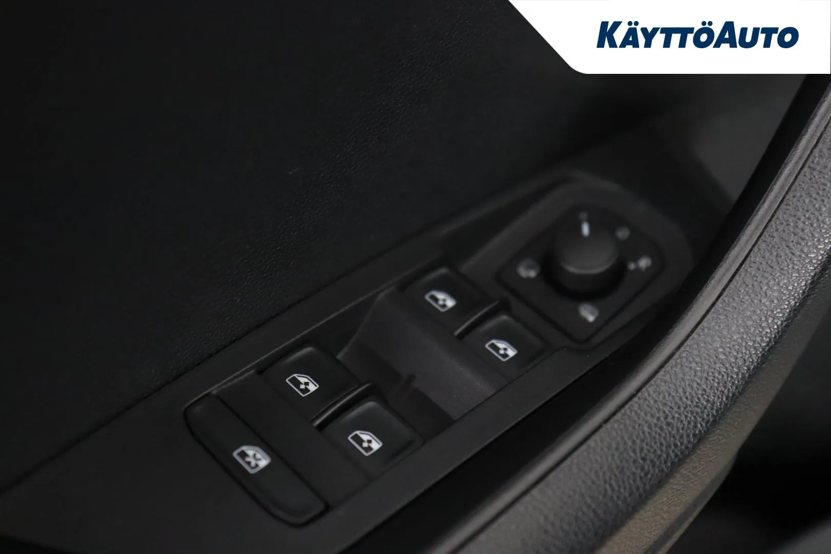 Skoda Karoq CPV-400 carousel image