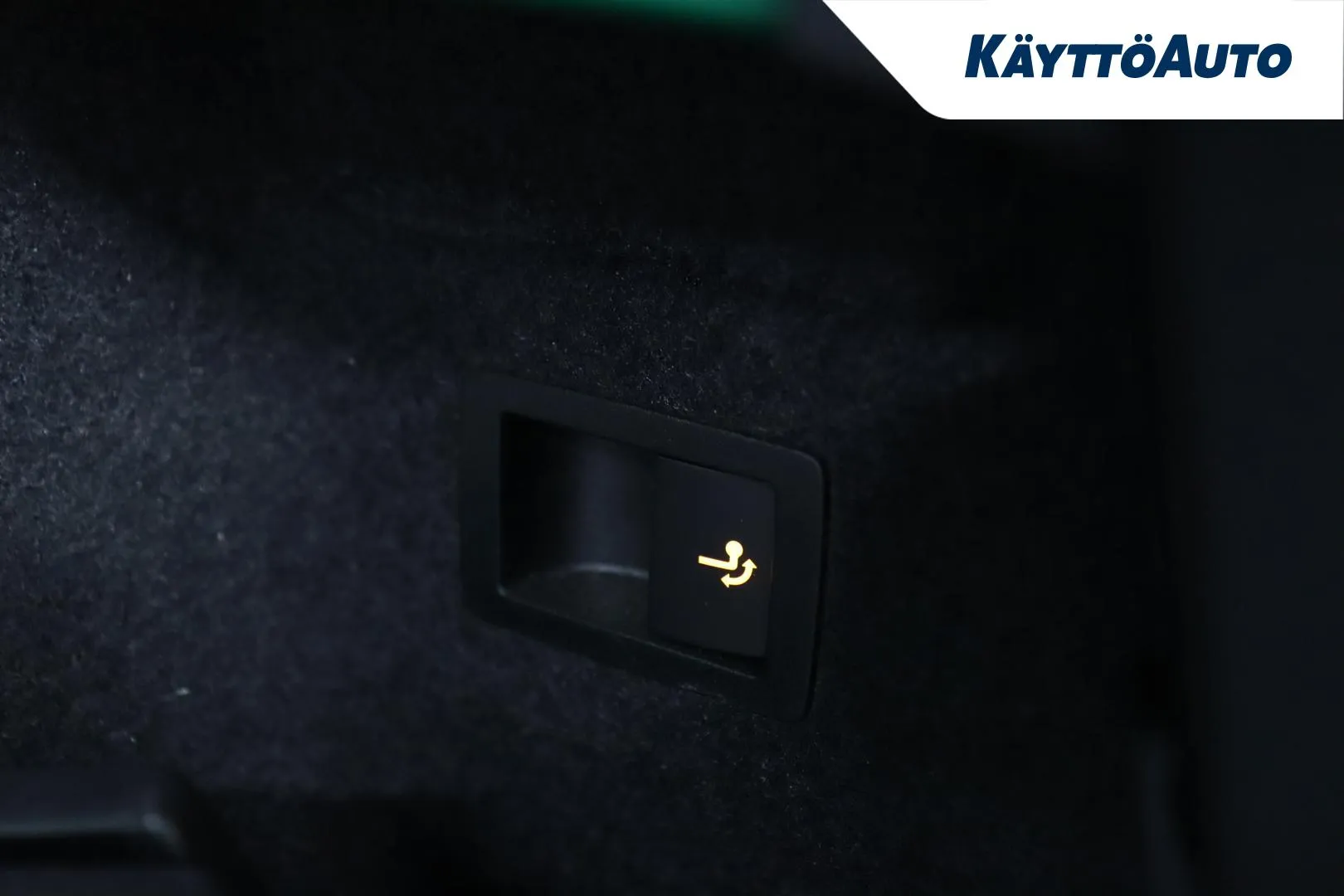 Skoda Karoq CPV-400 carousel image