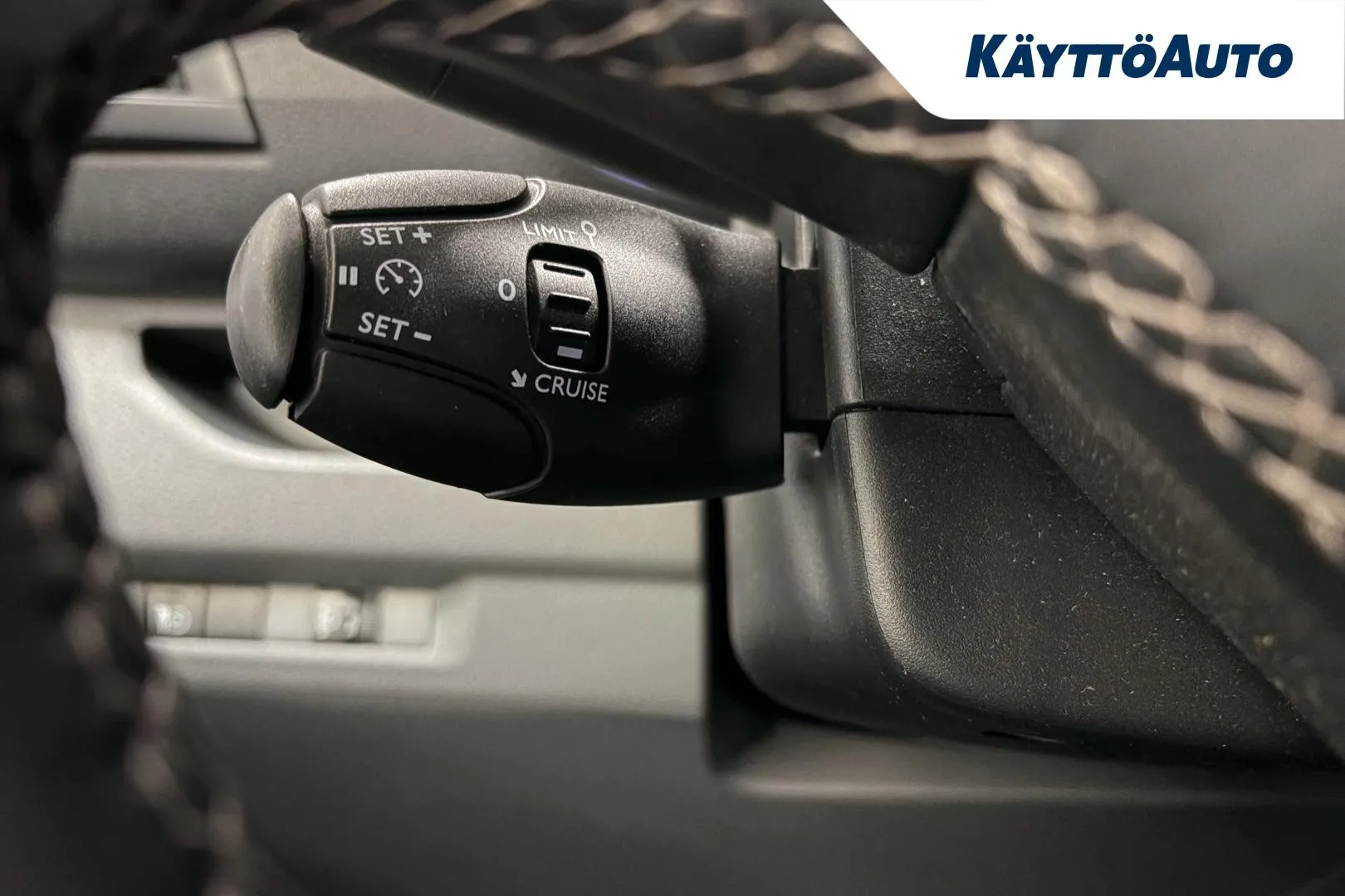 OPEL Vivaro FRV-104 carousel image