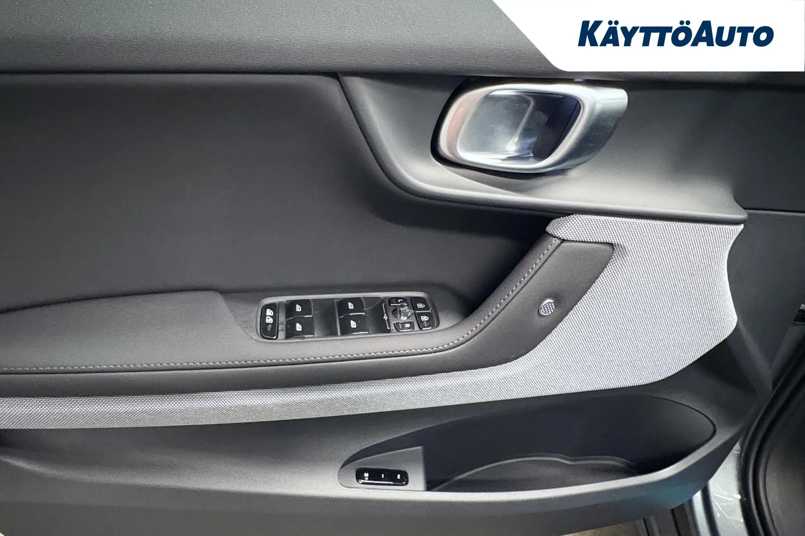 Polestar 2 CSP-905 carousel image