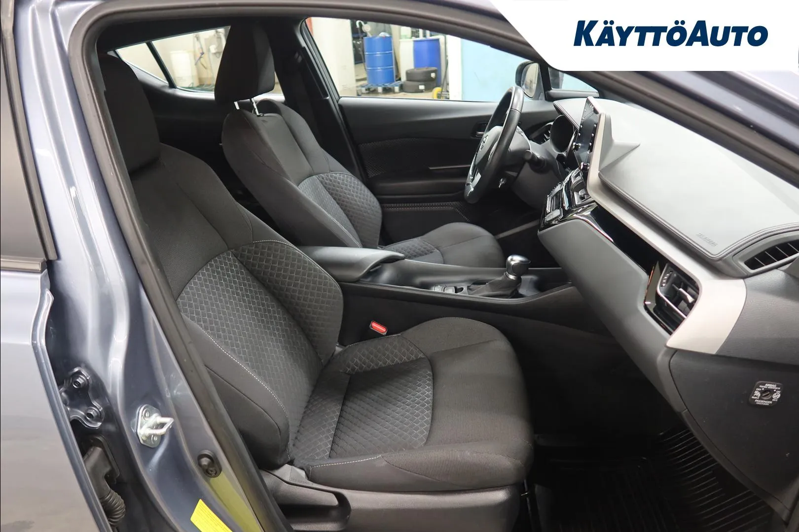 Toyota C-HR GOS-240 carousel image