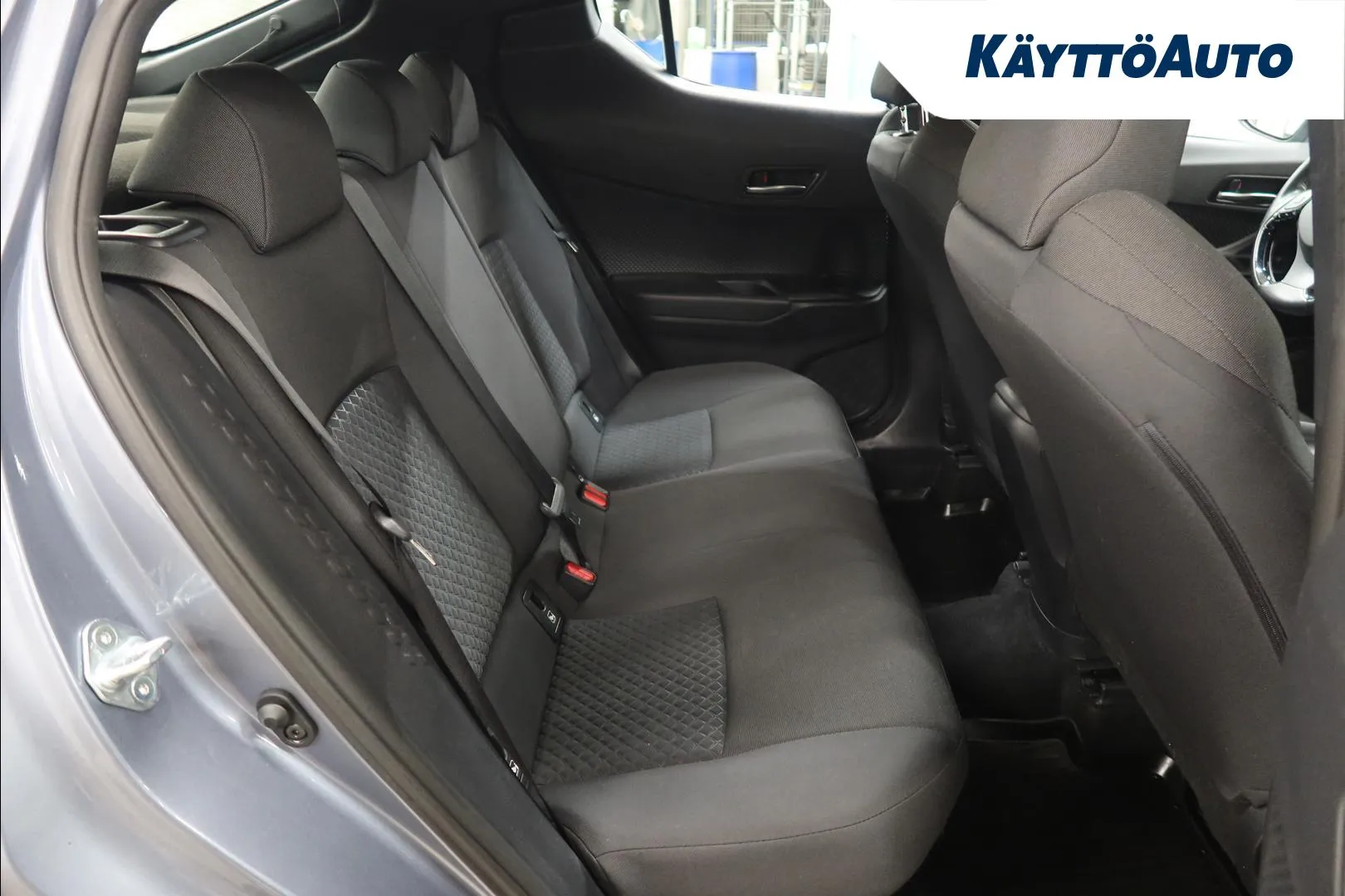 Toyota C-HR GOS-240 carousel image