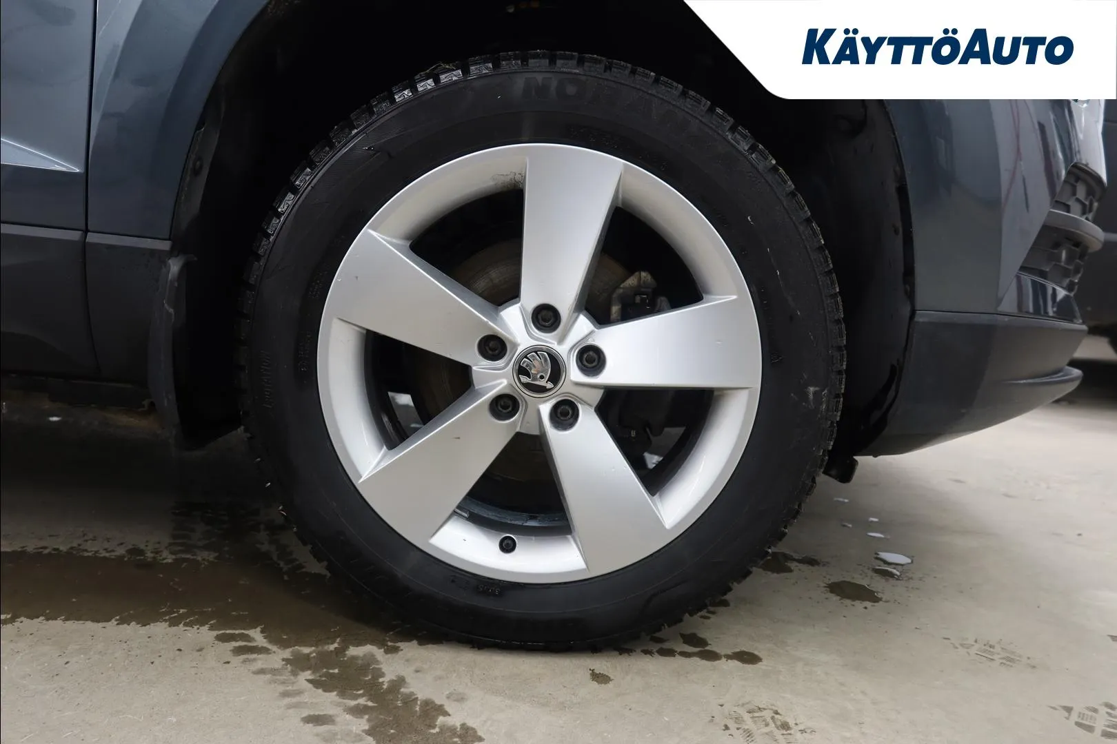 SKODA Karoq GNU-899 carousel image