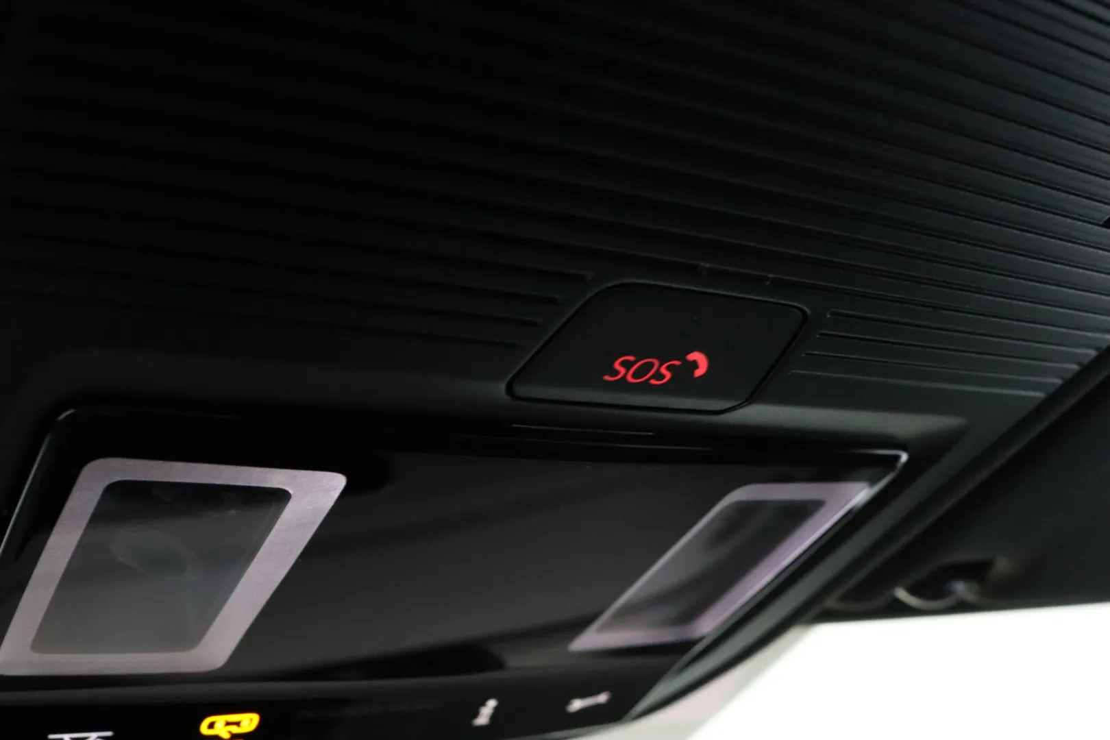 Volkswagen ID.4 RXS-453 carousel image