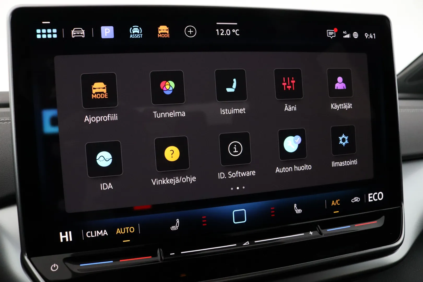 Volkswagen ID.4 NOK-327 carousel image