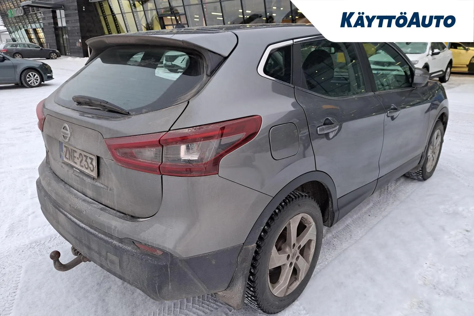 NISSAN Qashqai ZNE-233 carousel image