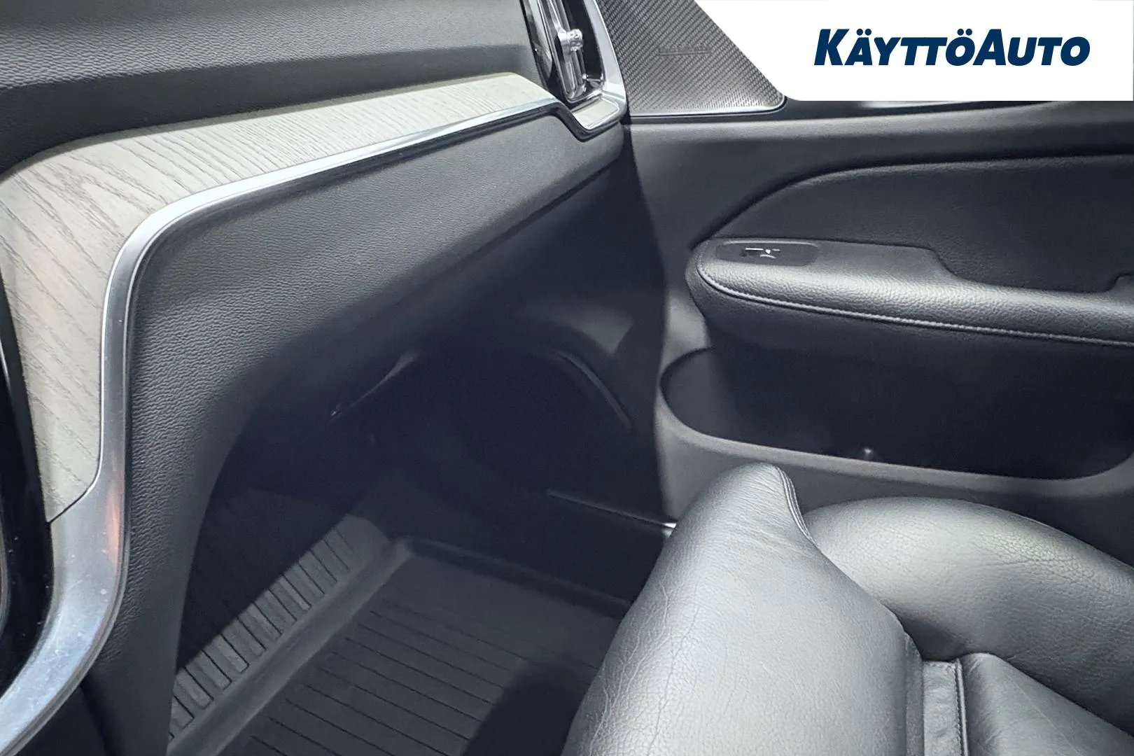 VOLVO S60 KUB-365 carousel image