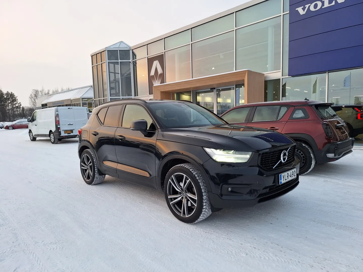 VOLVO XC40 YLR-492 carousel image