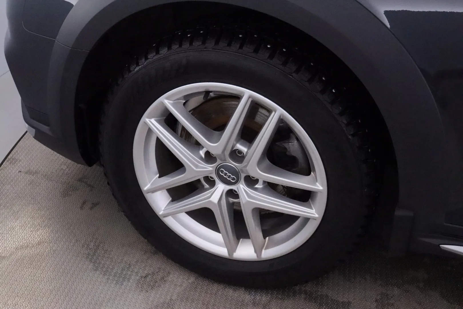 AUDI A4 allroad quattro SMN-263 carousel image