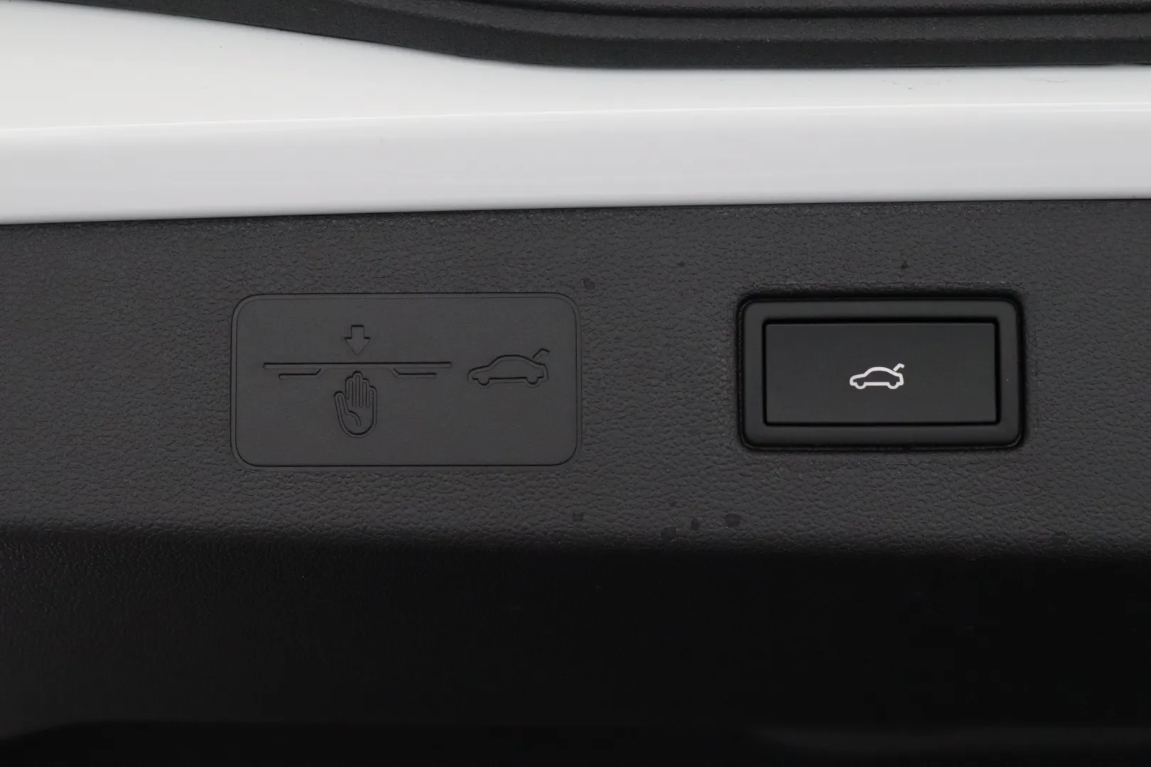 Volkswagen T-Roc KXP-936 carousel image