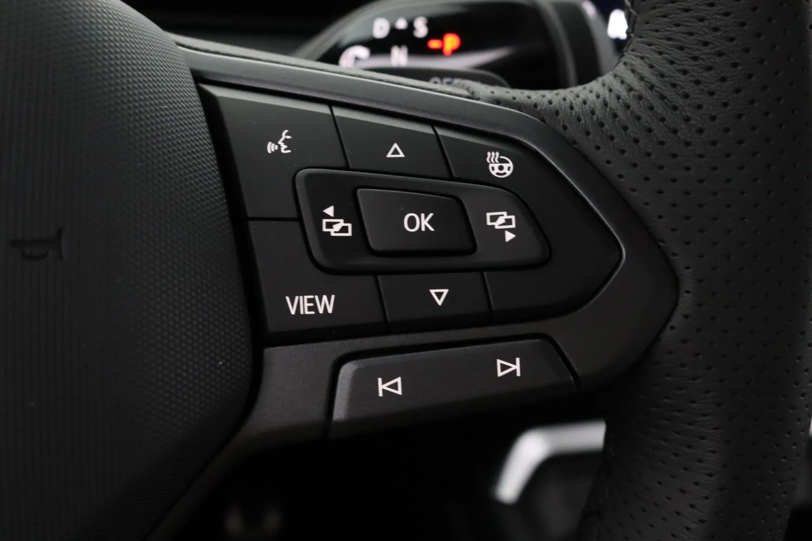 Volkswagen T-Roc KXP-936 carousel image