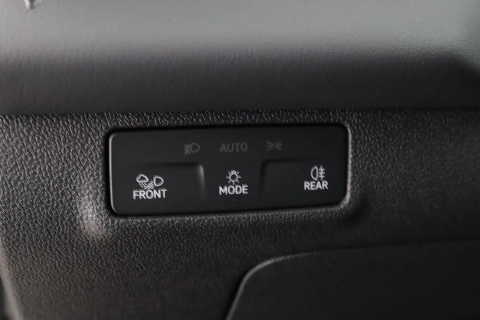 Volkswagen T-Roc KXP-936 carousel image