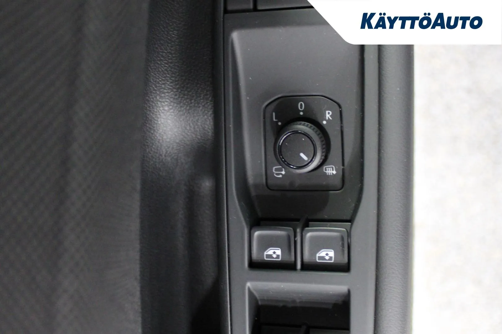 Volkswagen T-Roc KXP-916 carousel image