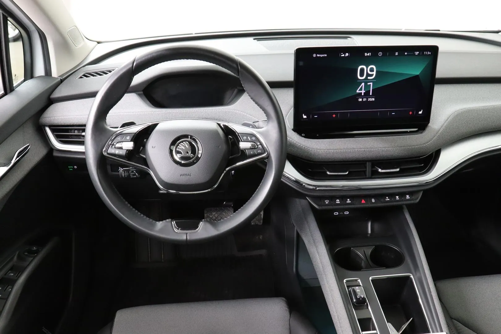 Skoda Enyaq LRL-146 carousel image