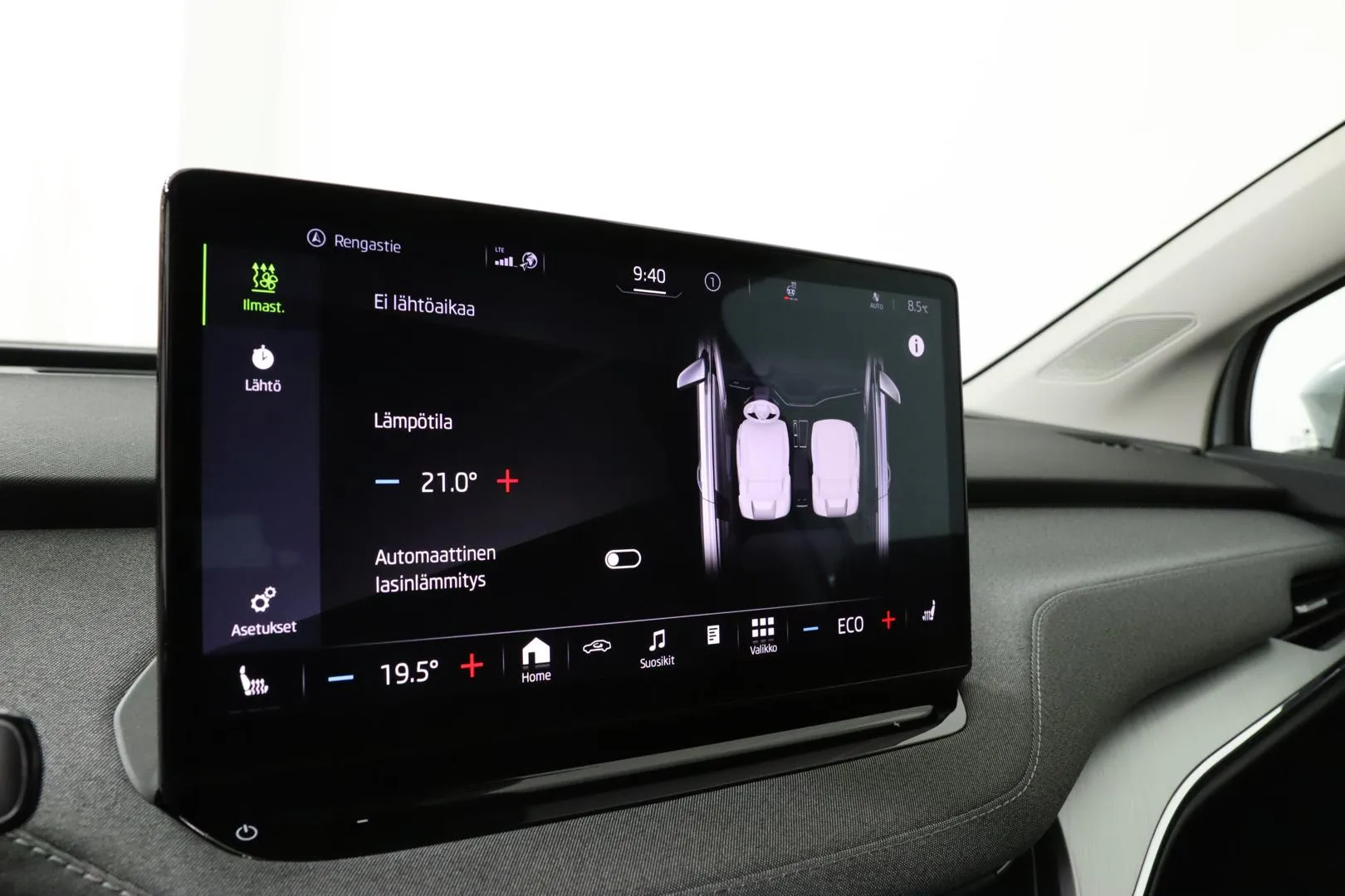 Skoda Enyaq LRL-146 carousel image