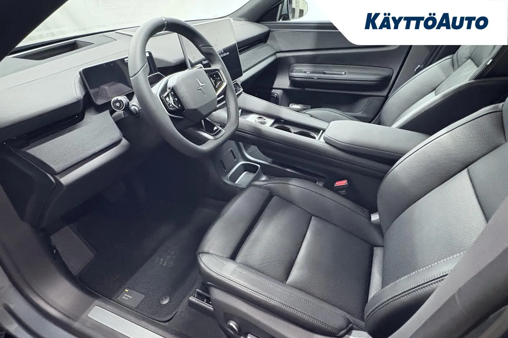 Polestar 4 YYE-559 carousel image