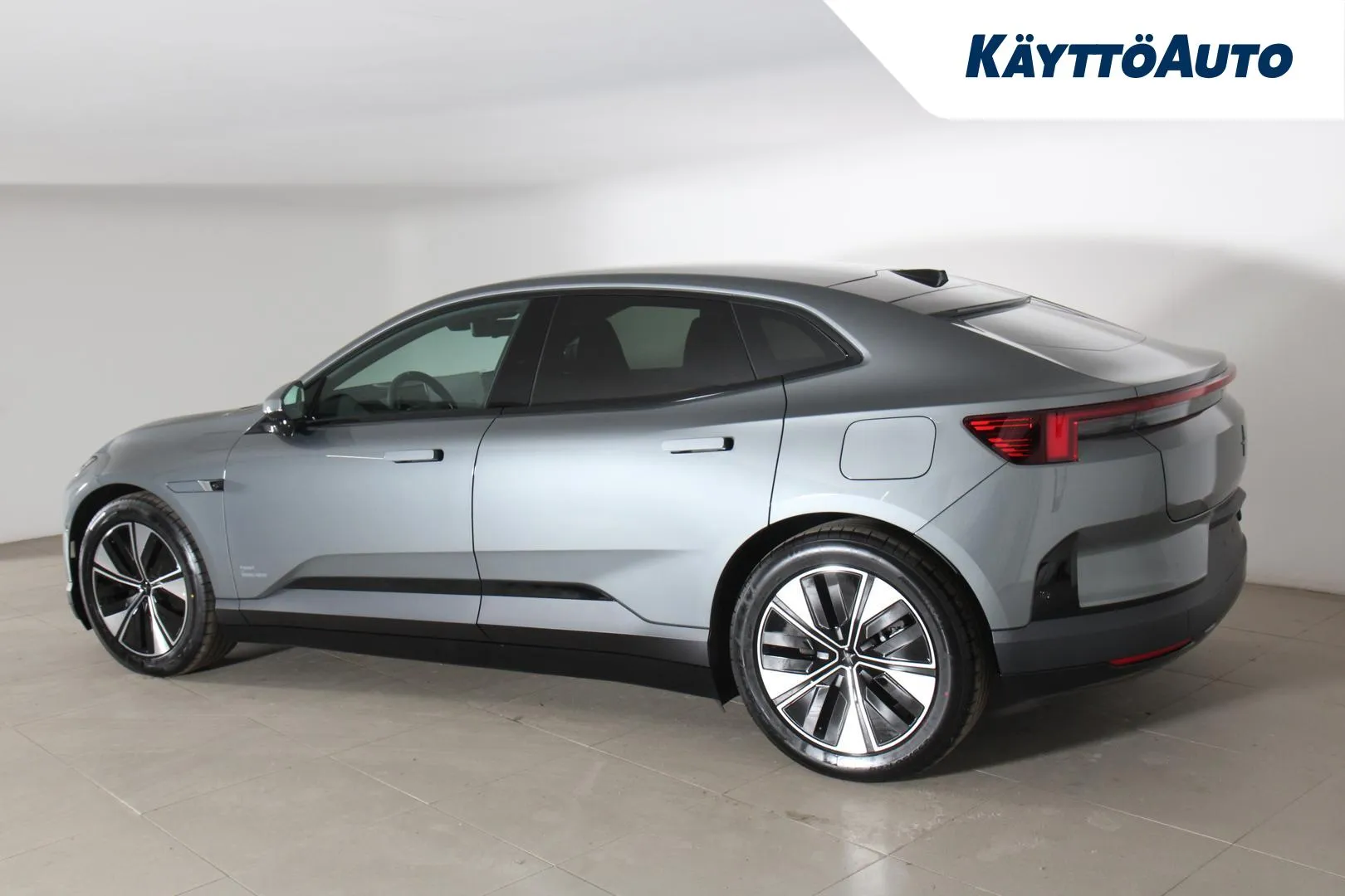 Polestar 4 YYE-559 carousel image