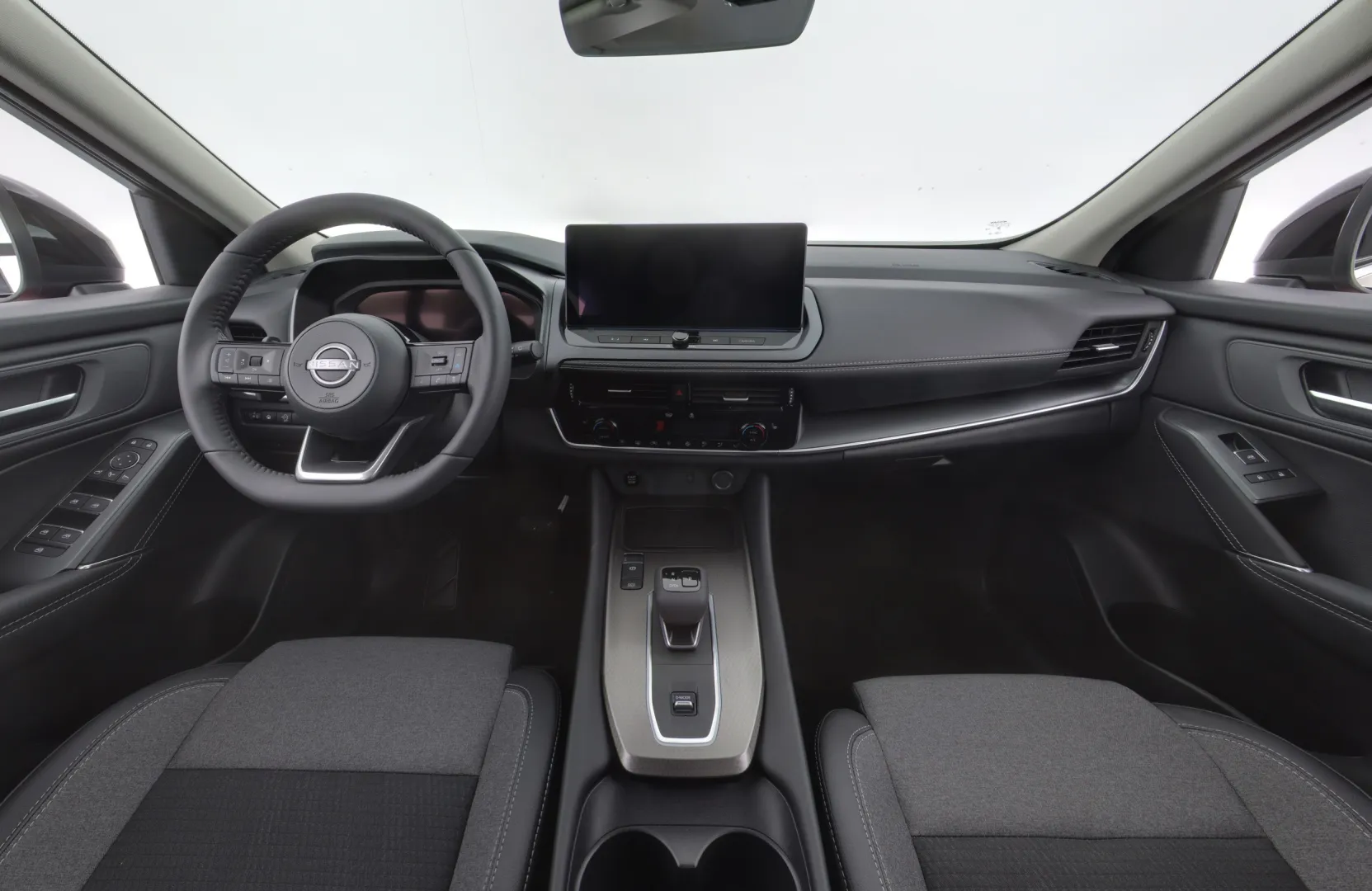 Nissan Qashqai GRM-856 carousel image