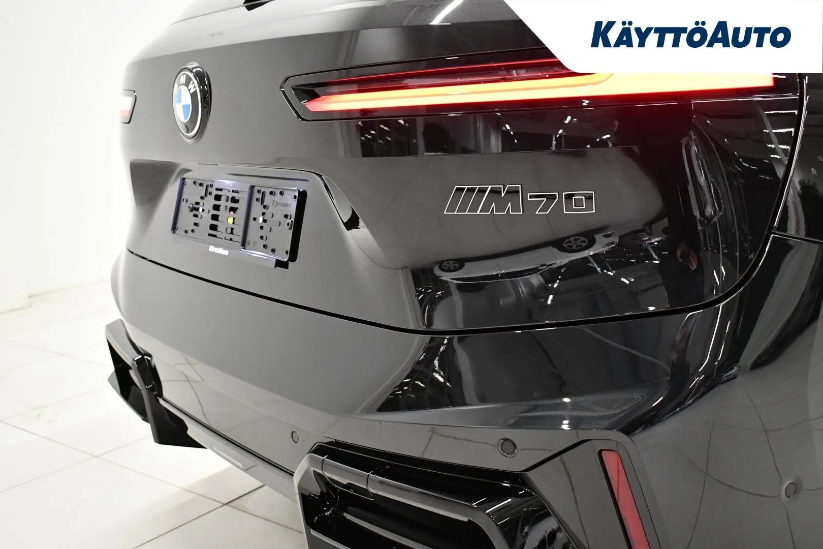 BMW iX RXR-937 carousel image