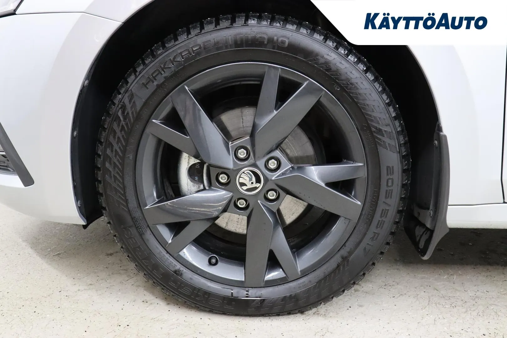 Skoda Octavia IRL-485 carousel image