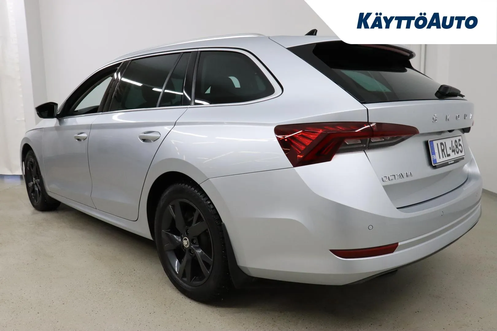 Skoda Octavia IRL-485 carousel image