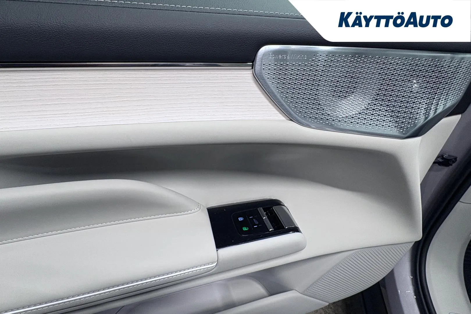 Volvo ES90 KXN-594 carousel image