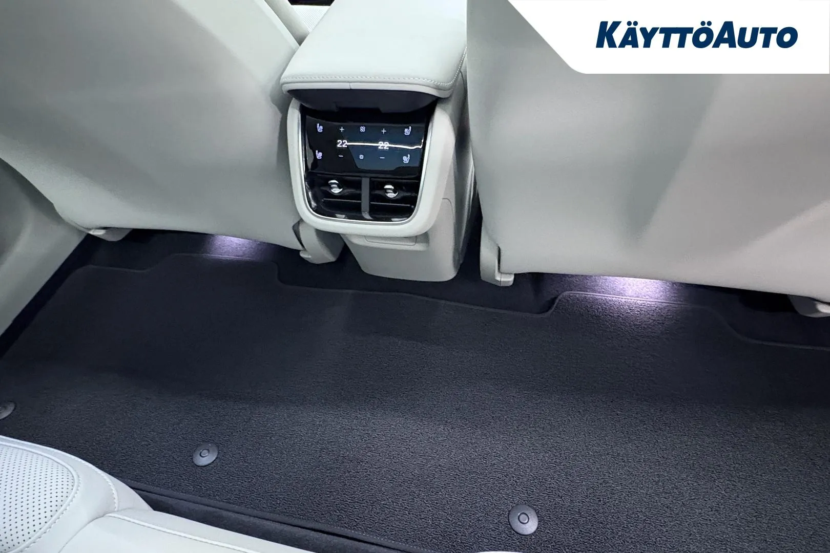 Volvo ES90 KXN-594 carousel image