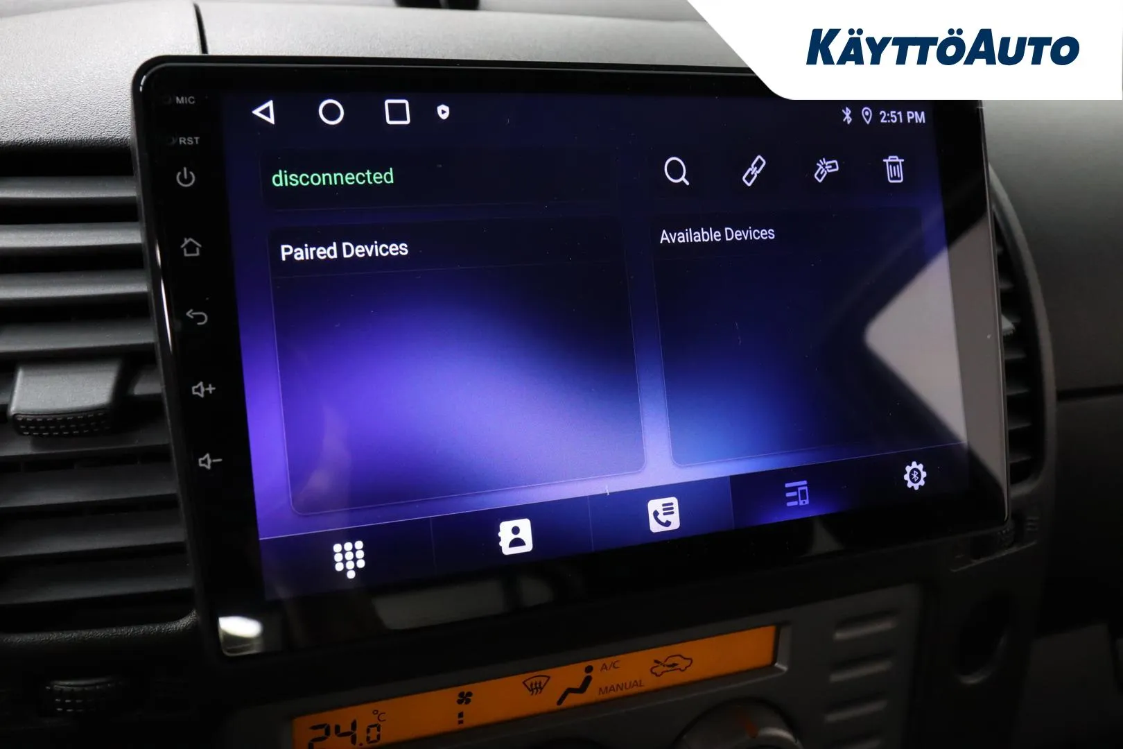 Nissan Navara LOY-886 carousel image