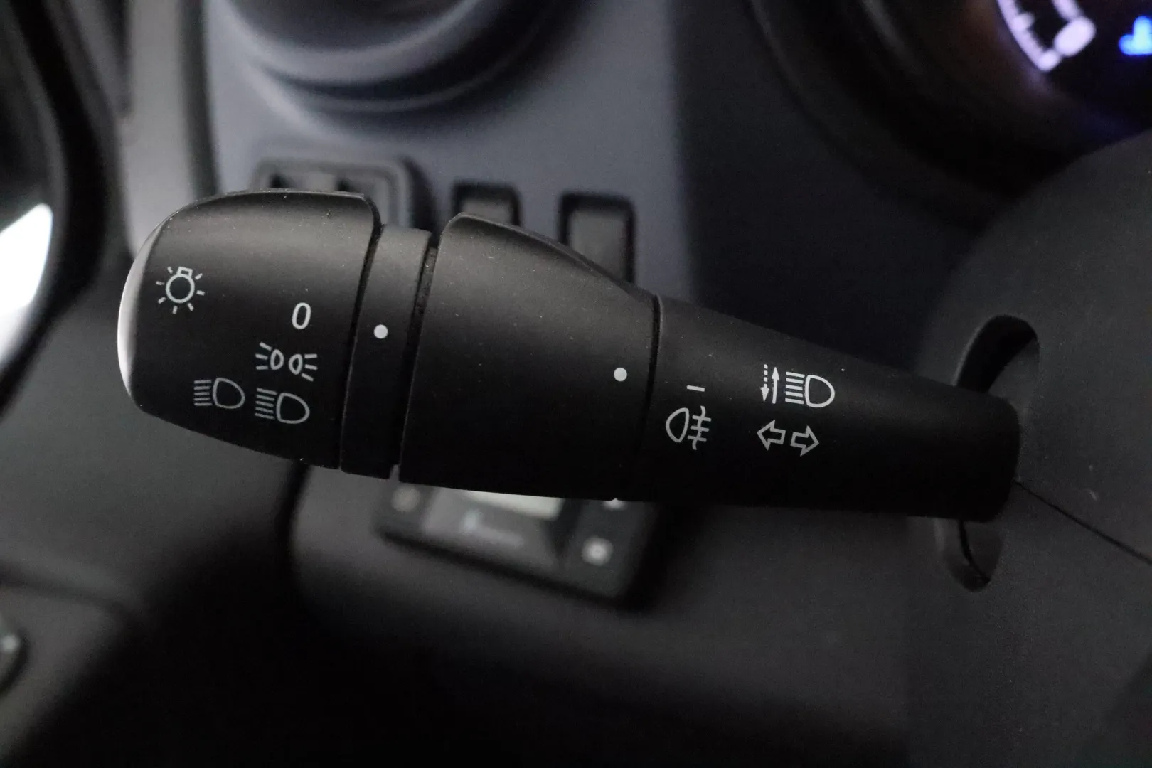 OPEL Vivaro LOB-333 carousel image