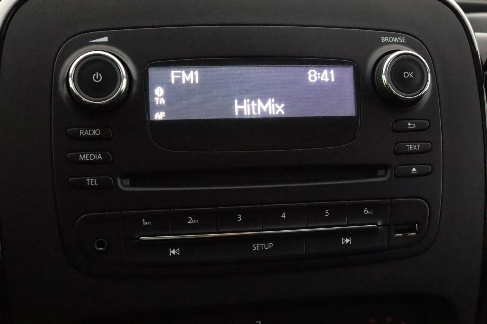 OPEL Vivaro LOB-333 carousel image