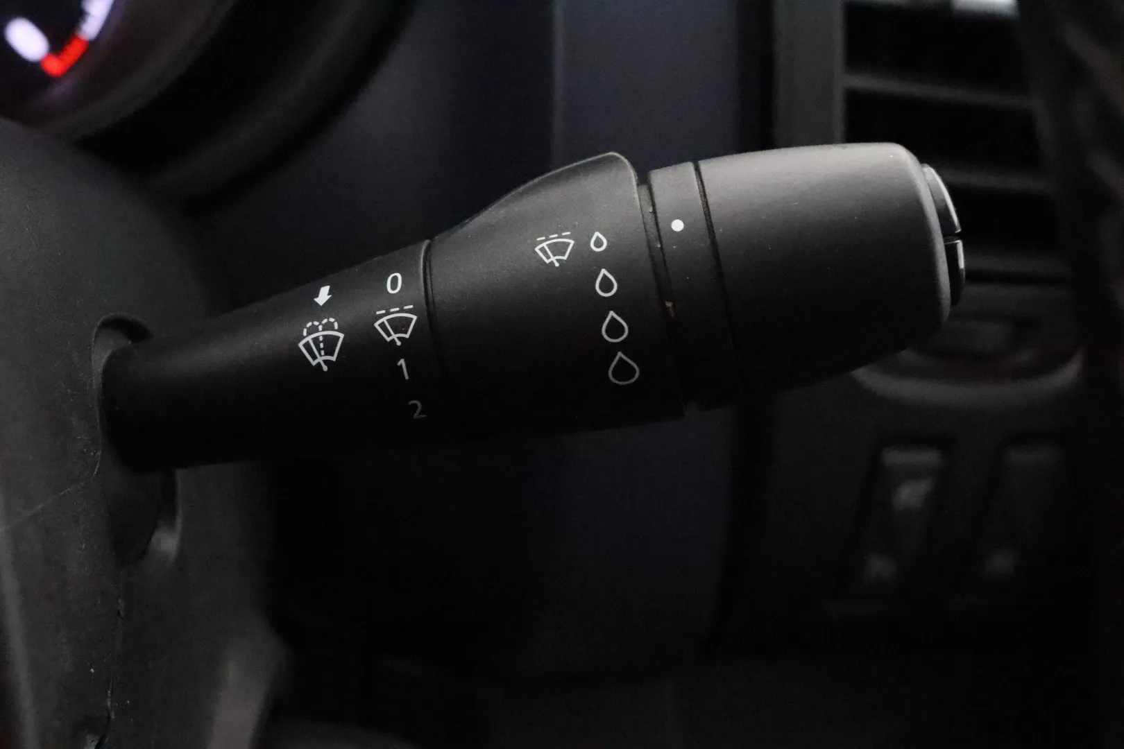 OPEL Vivaro LOB-333 carousel image