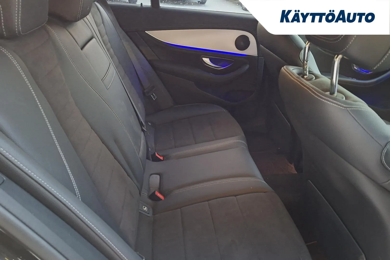 MERCEDES-BENZ E XRB-529 carousel image