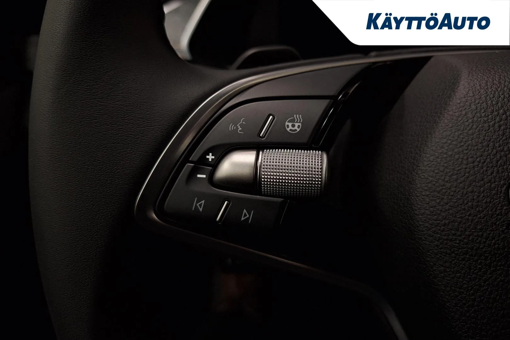 Skoda Octavia RXO-742 carousel image