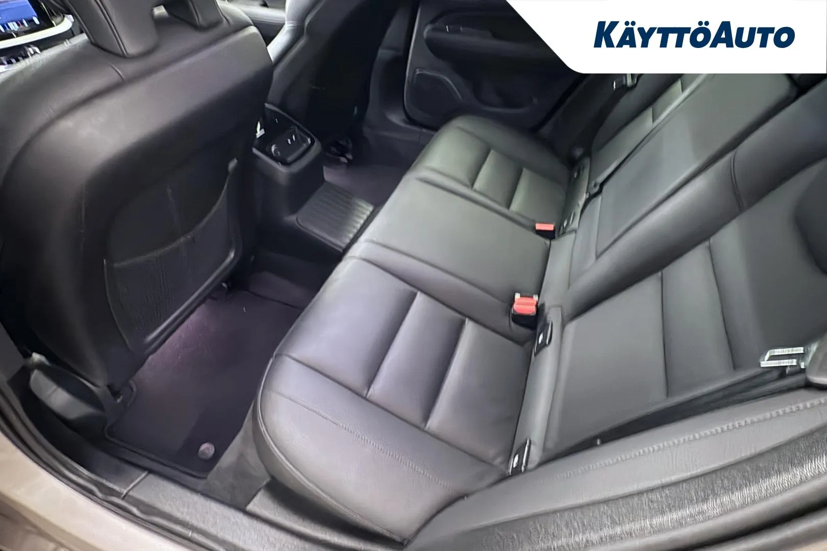 Volvo V60 CSB-379 carousel image