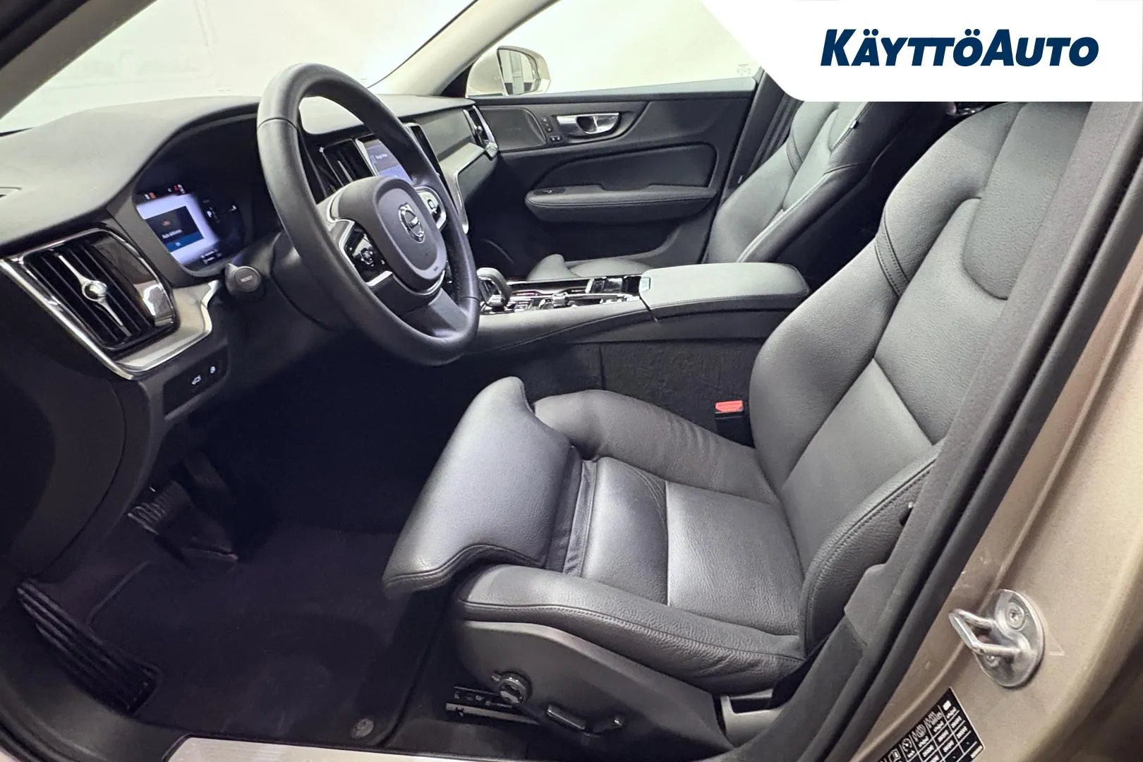 Volvo V60 CSB-379 carousel image