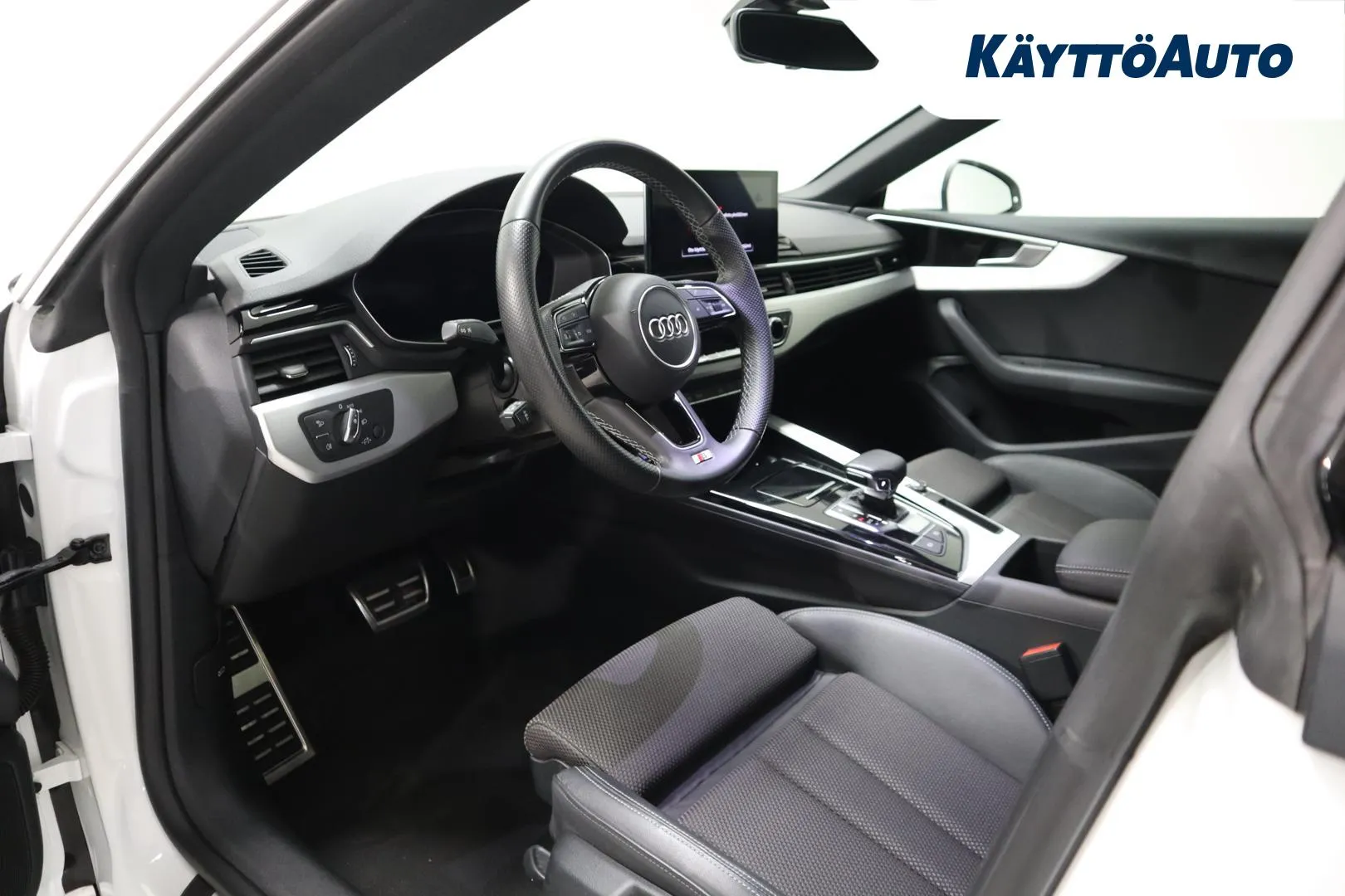 AUDI A5 IPE-869 carousel image