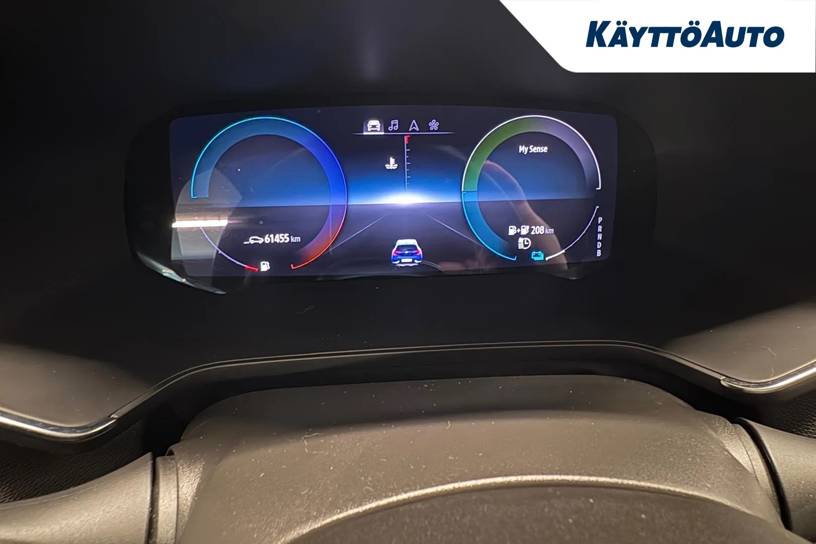 RENAULT Captur YLN-567 carousel image