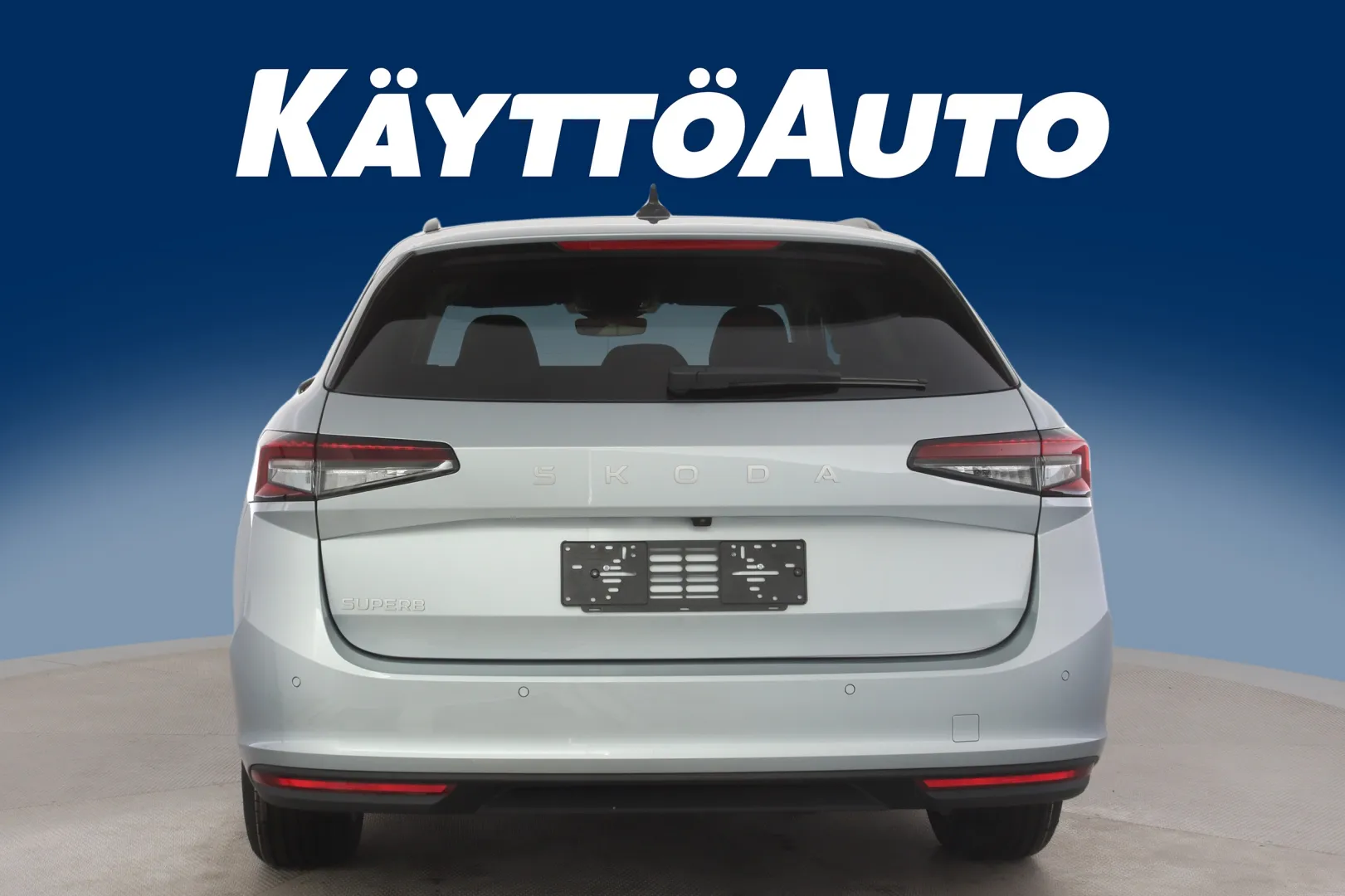 Skoda Superb NOI-465 carousel image