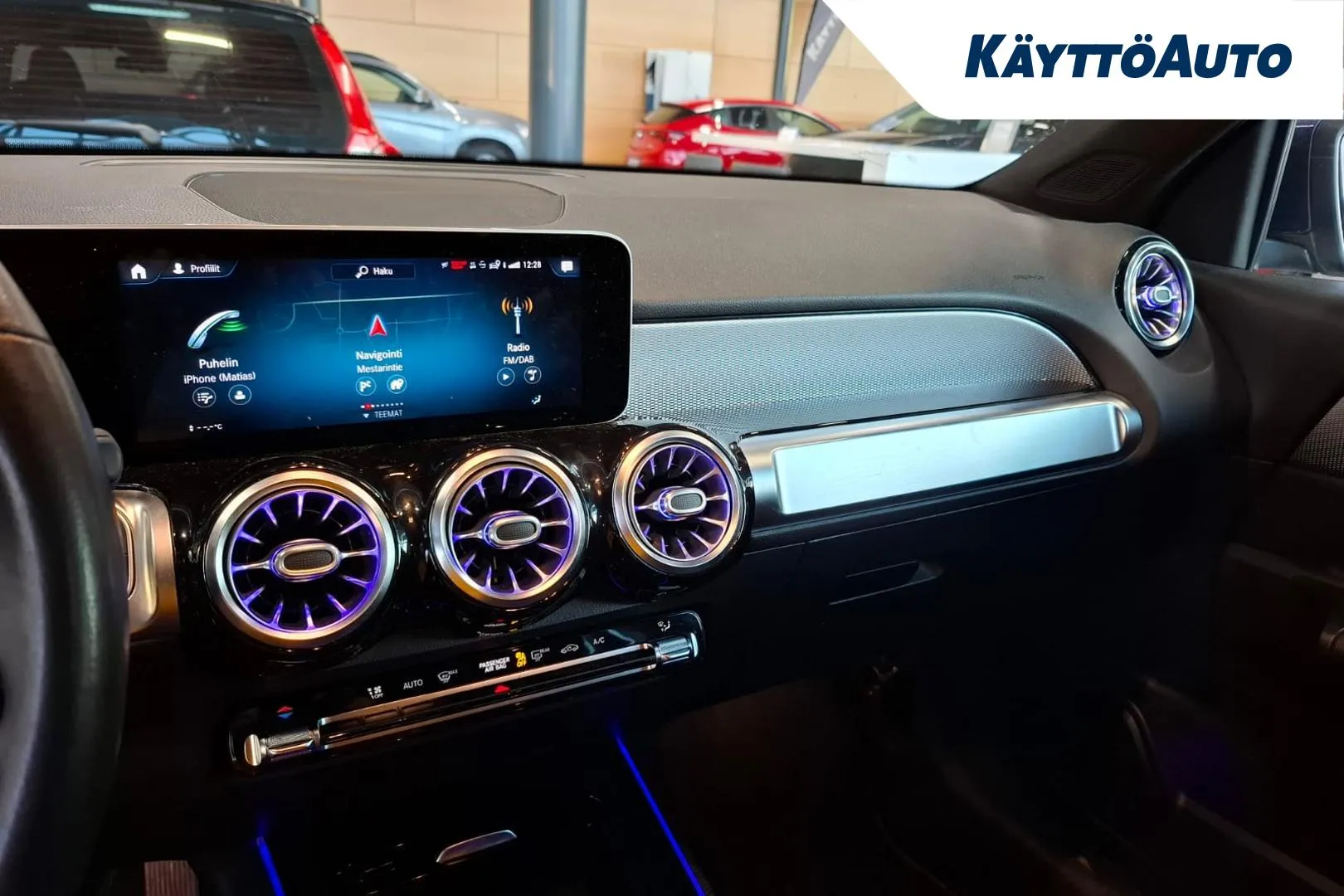 MERCEDES-BENZ GLB XXE-236 carousel image