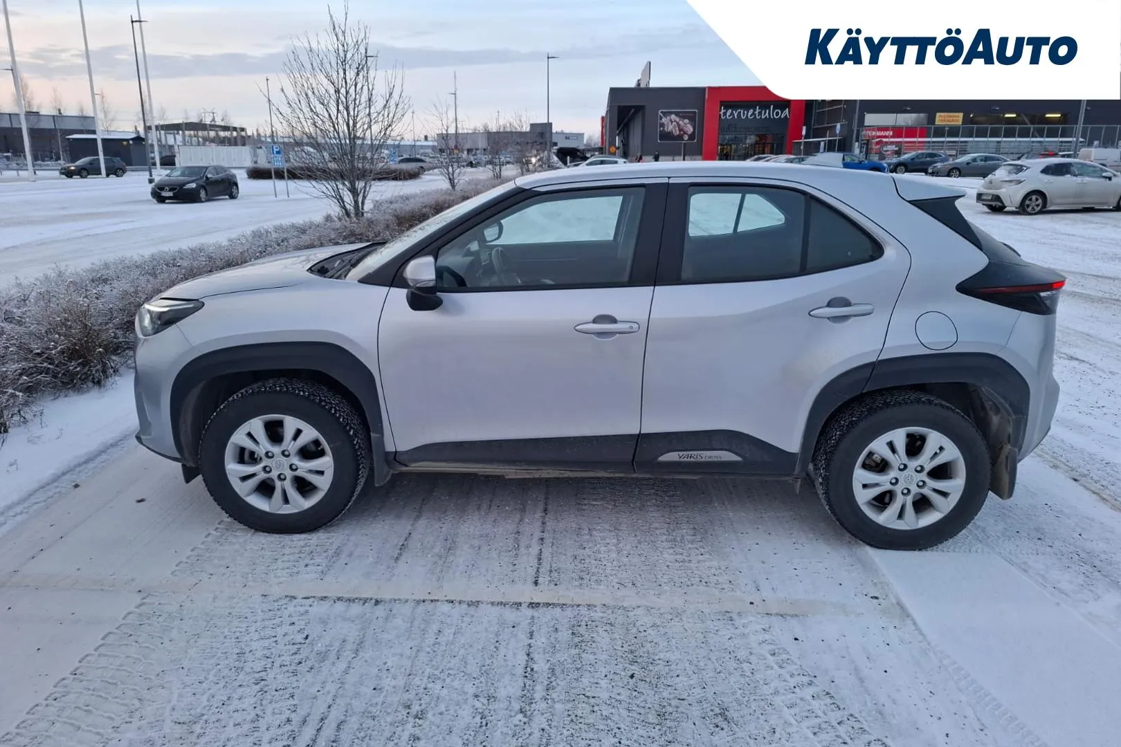 TOYOTA Yaris Cross FSO-241 carousel image