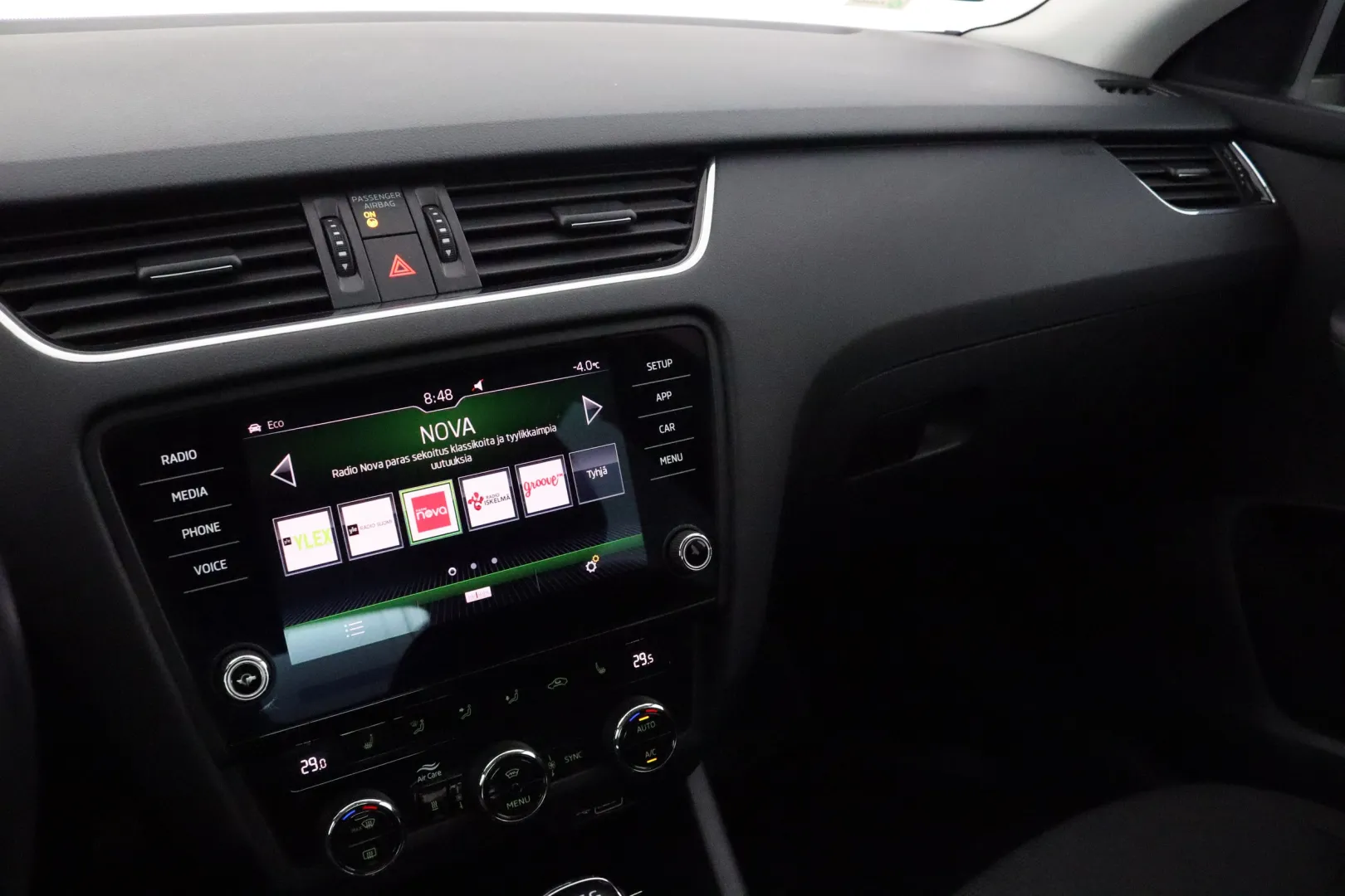 SKODA Octavia RTX-194 carousel image