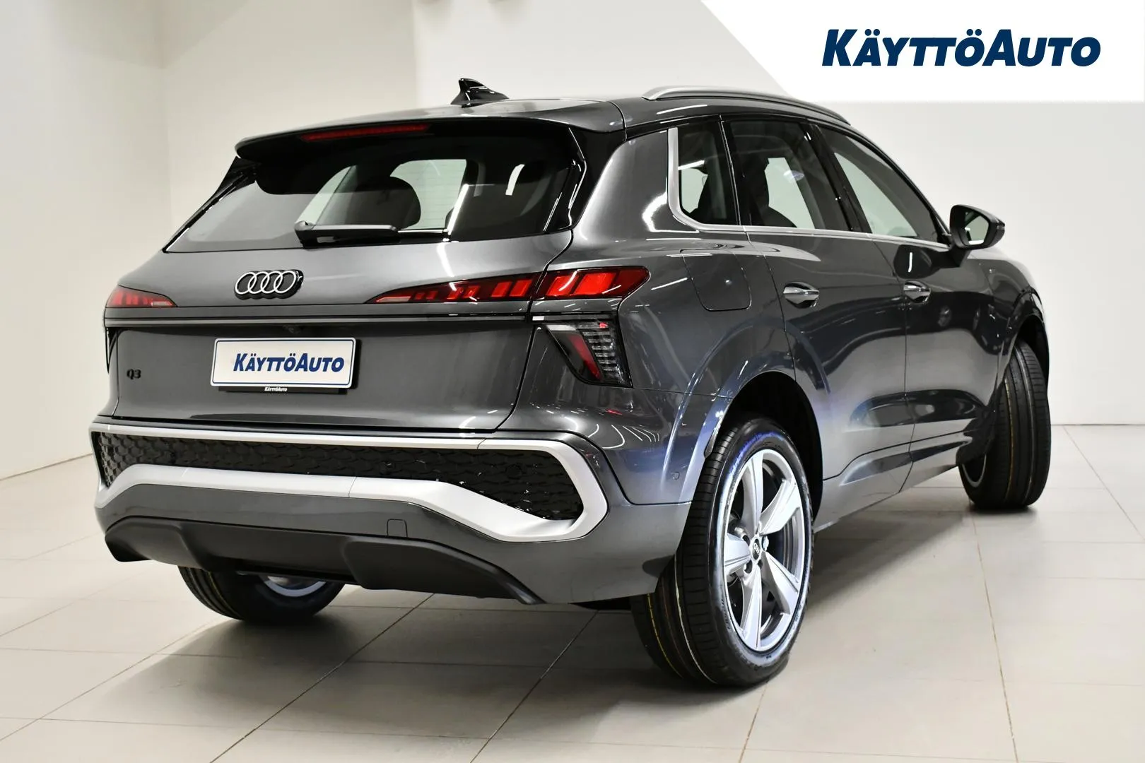 Audi Q3 NOK-658 carousel image